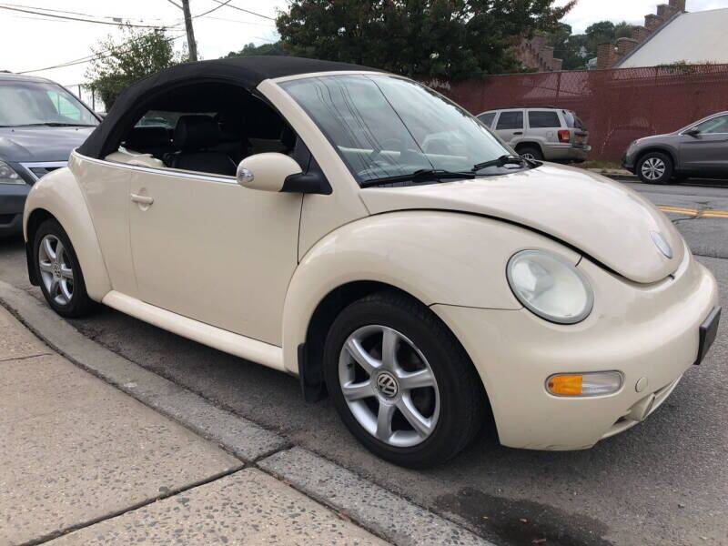 2005 Volkswagen New Beetle Convertible for sale at S & A Cars for Sale in Elmsford NY