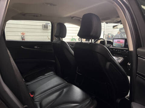 2022 Lincoln Nautilus Standard