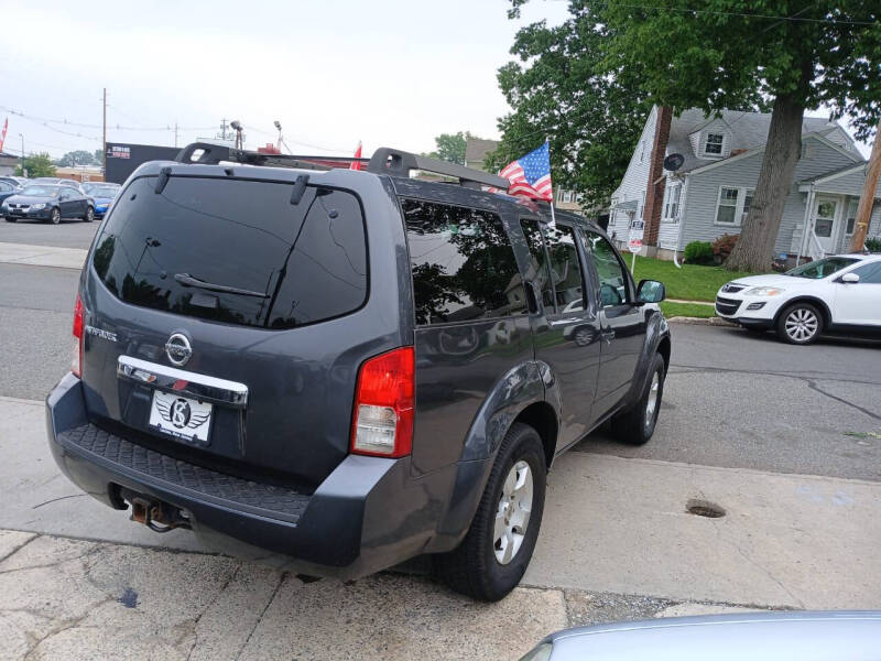 2012 Nissan Pathfinder SV