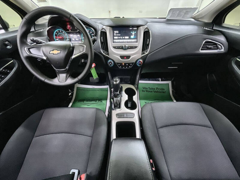 2018 Chevrolet Cruze LS Auto