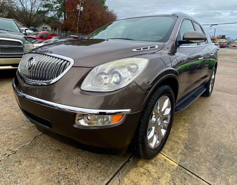 Buick Enclave's photo