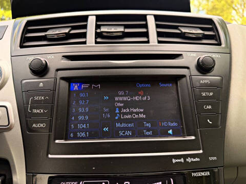 2014 Toyota Prius v