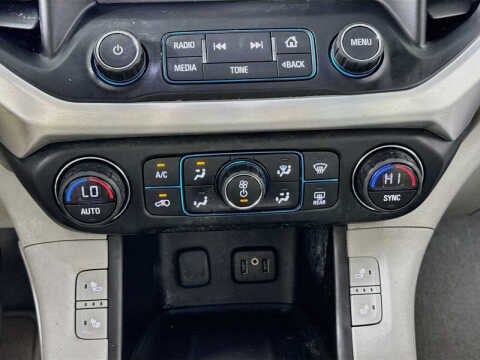 2017 GMC Acadia SLE-2