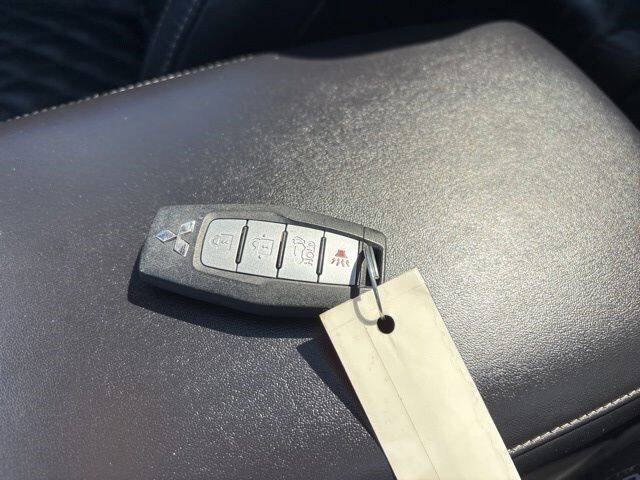 2023 Mitsubishi Outlander SEL