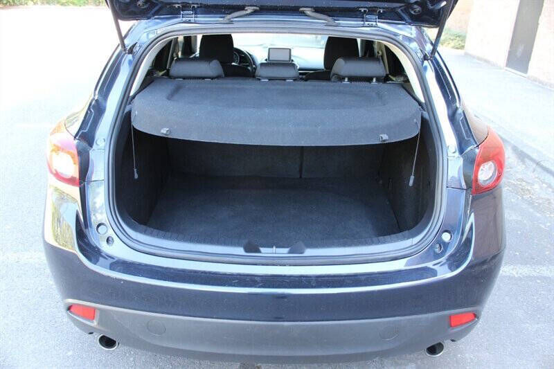 2016 Mazda MAZDA3 i Touring