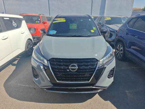 2024 Nissan Kicks SR