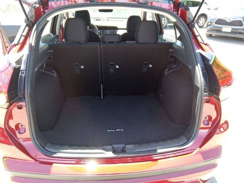 2024 Nissan Kicks SV