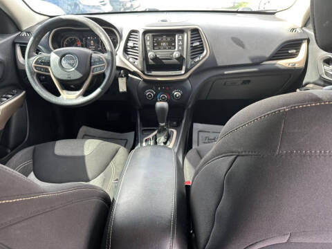 2018 Jeep Cherokee Latitude
