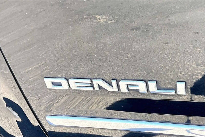 2017 GMC Yukon Denali
