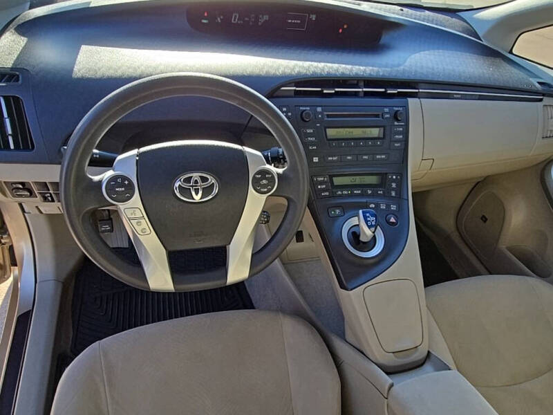 2010 Toyota Prius II