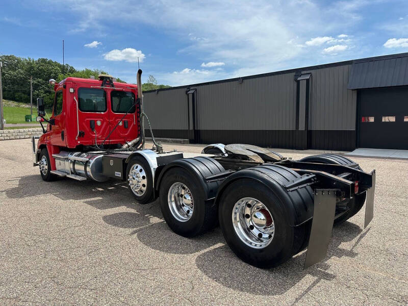 2017 Freightliner Cascadia