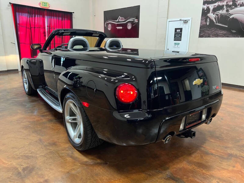 2004 Chevrolet SSR LS