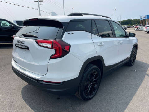 2022 GMC Terrain SLE