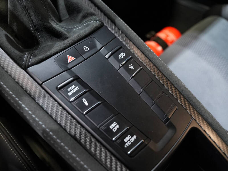 2023 Porsche 718 Cayman GT4 RS