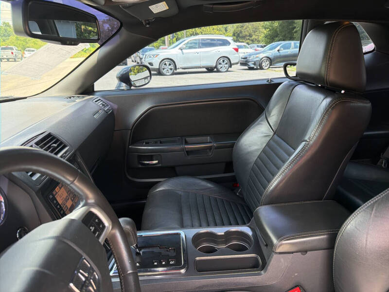 2014 Dodge Challenger SXT