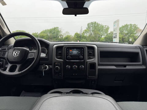 2017 RAM 1500 Express