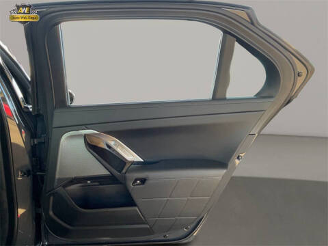 2023 BMW 7 Series 740i