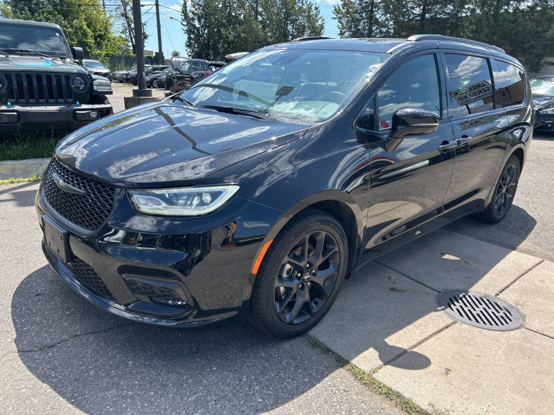 2025 Chrysler Pacifica Limited