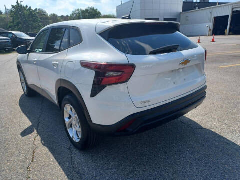 2024 Chevrolet Trax LS