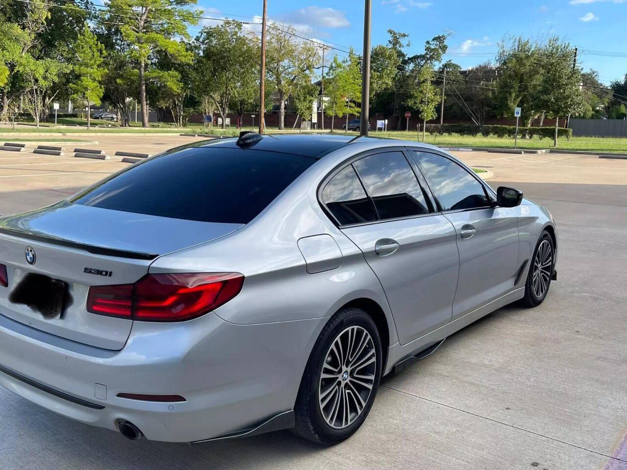 2019 BMW 5 Series for sale at MOTOR VILLAGE LLC in Houston, TX