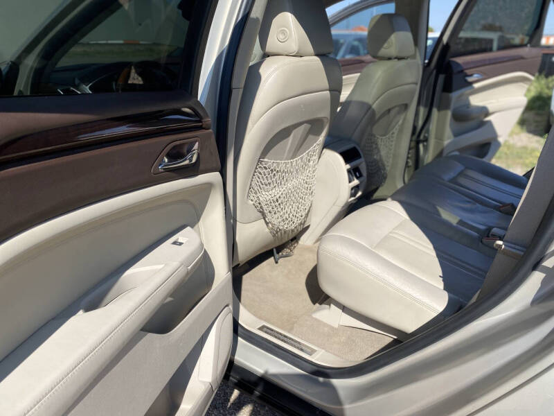 2010 Cadillac SRX Performance Collection