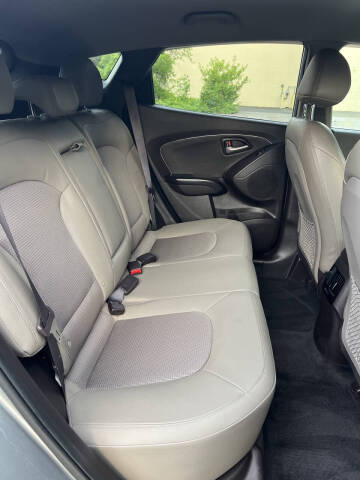 2015 Hyundai Tucson SE