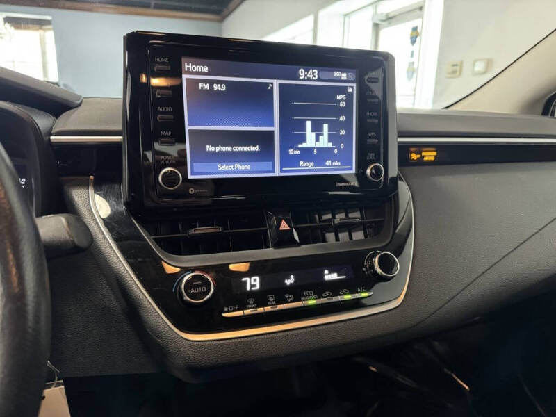 2022 Toyota Corolla LE