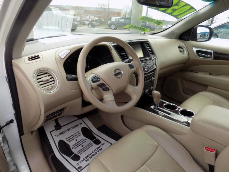 2015 Nissan Pathfinder Platinum