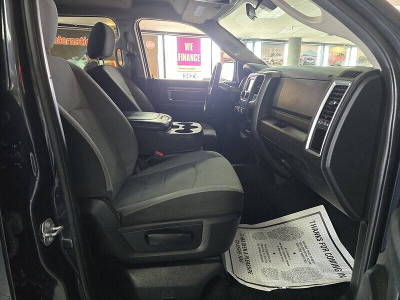 2021 RAM 1500 Classic SLT
