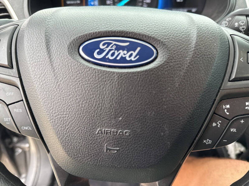 2024 Ford Edge SE