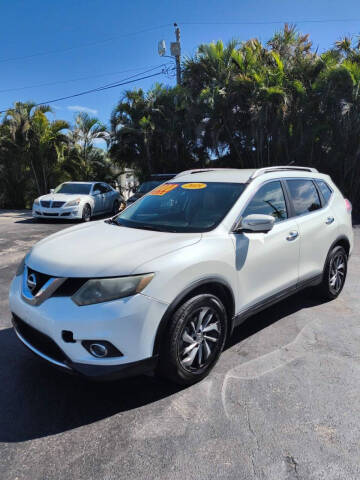 2015 Nissan Rogue for sale at Lantern Motors Inc. in Fort Myers FL