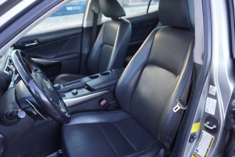 2016 Lexus IS 200t