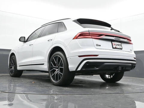 2022 Audi Q8 quattro Premium Plus 55 TFSI