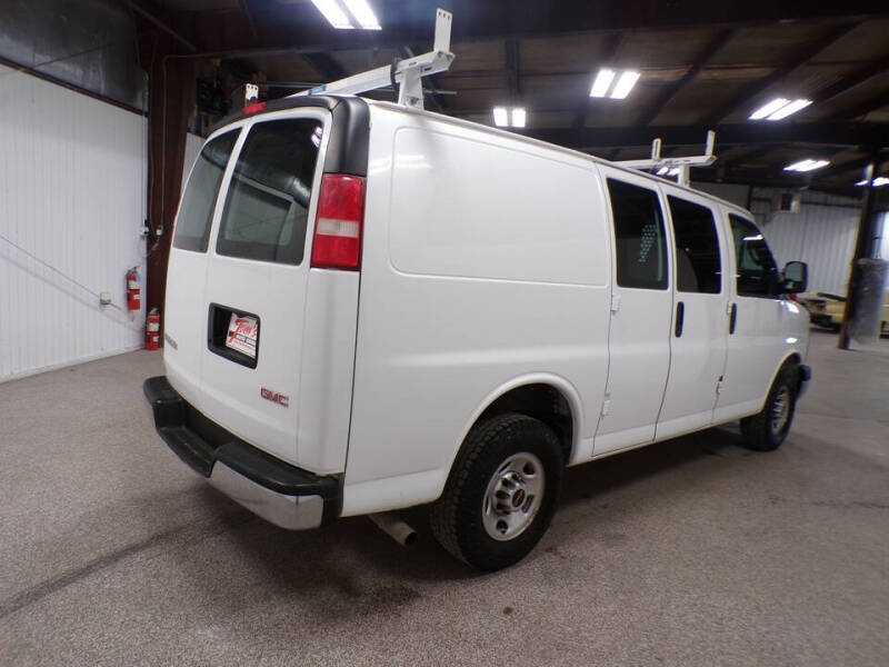 2016 GMC Savana 2500