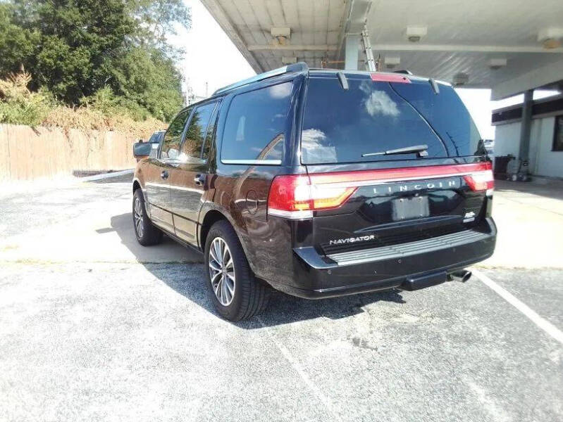 2016 Lincoln Navigator Select