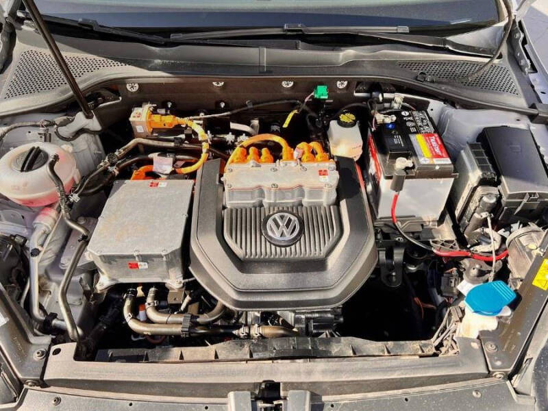 2016 Volkswagen e-Golf SE