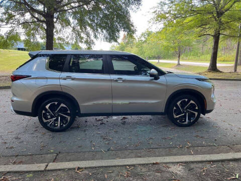 2022 Mitsubishi Outlander SE Launch Edition