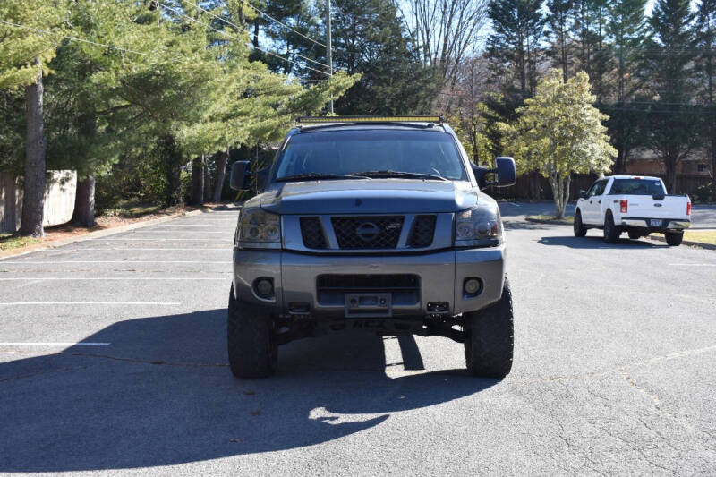 2012 Nissan Titan null photo 9