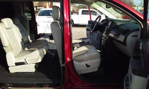 2010 Chrysler Town and Country Touring Plus