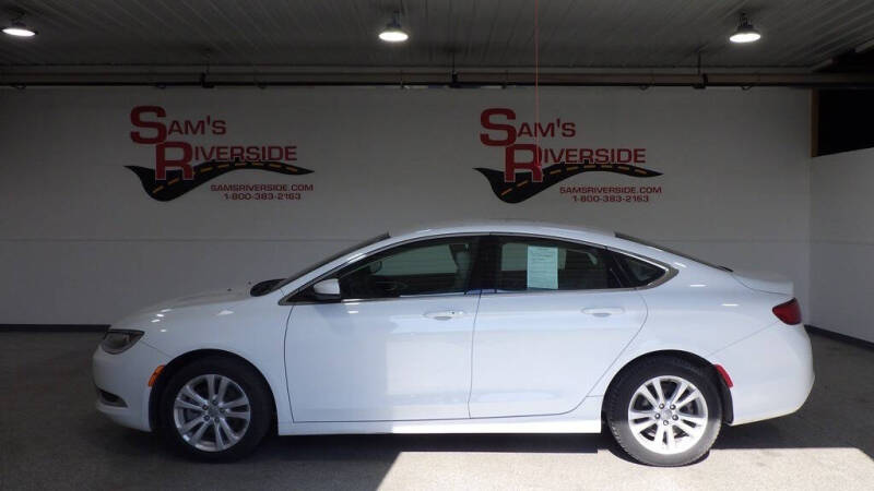 2016 Chrysler 200 Limited