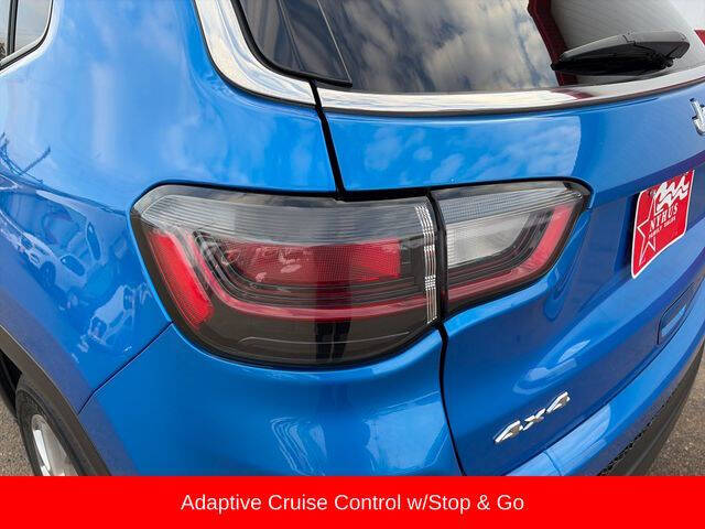2022 Jeep Compass Latitude Lux