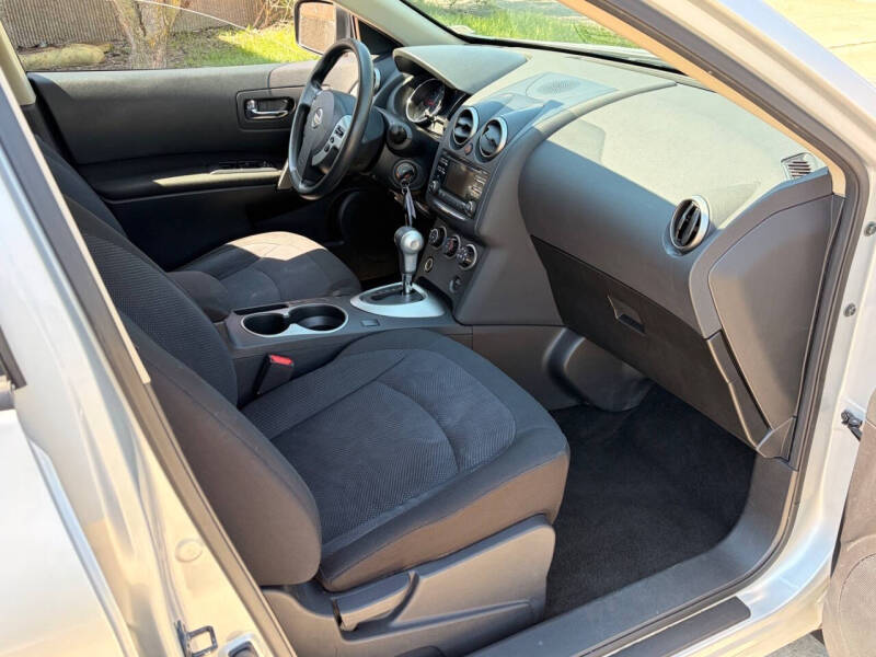 2013 Nissan Rogue SV