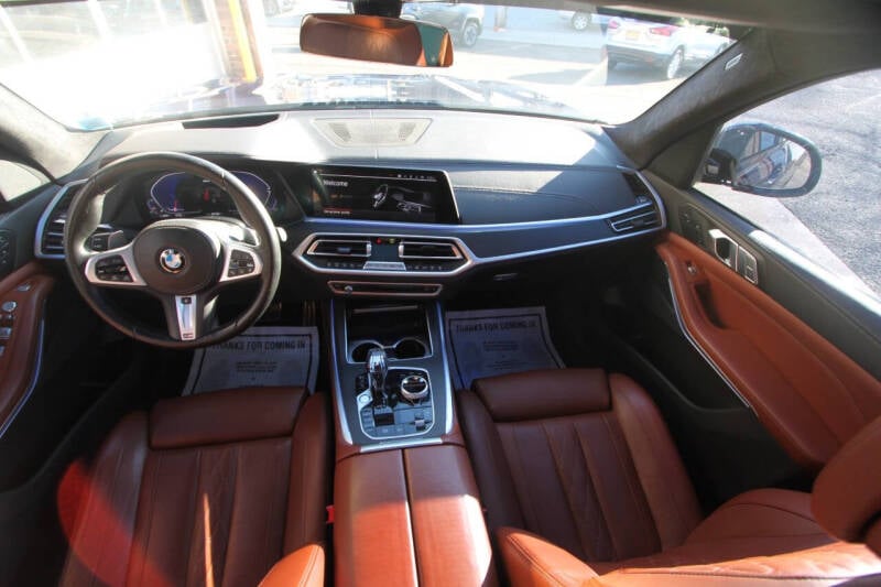 2022 BMW X7 40i photo 14