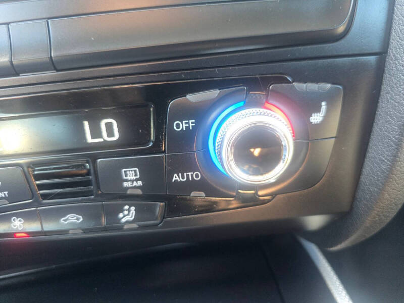 2013 Audi A4 2.0T quattro Premium Plus