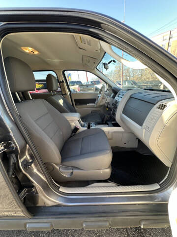 2009 Ford Escape XLT