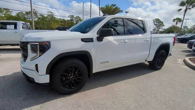 2022 GMC Sierra 1500 Elevation