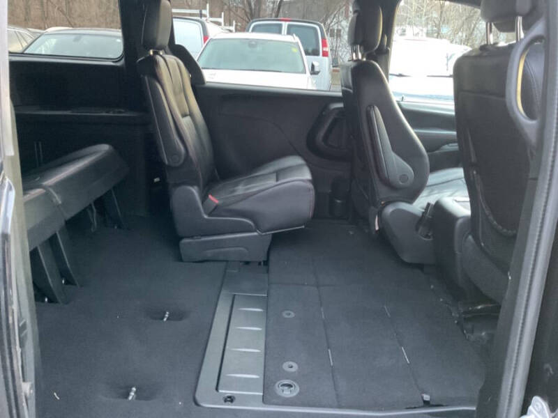 2016 Dodge Grand Caravan R/T