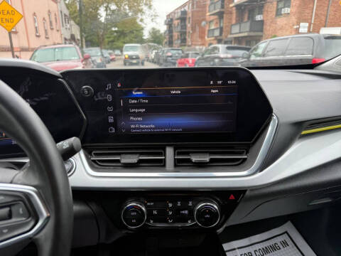 2024 Chevrolet Trax LT