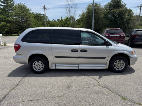 2005 Dodge Grand Caravan SE
