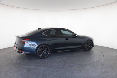 2023 Genesis G70